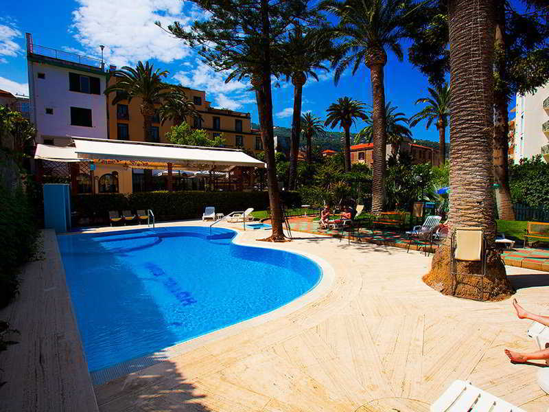 Hotel Eden 3*